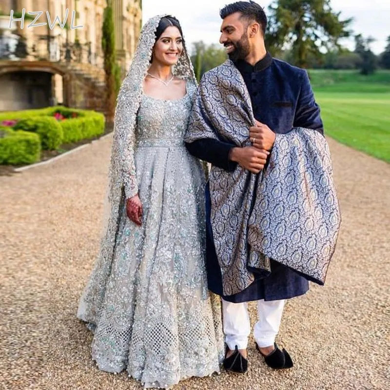 Silver Gray Lace Arabic Wedding Dresses Dubai Long Sleeves Square Neck A Line Bridal Gowns Beaded Floor Length Vestidos