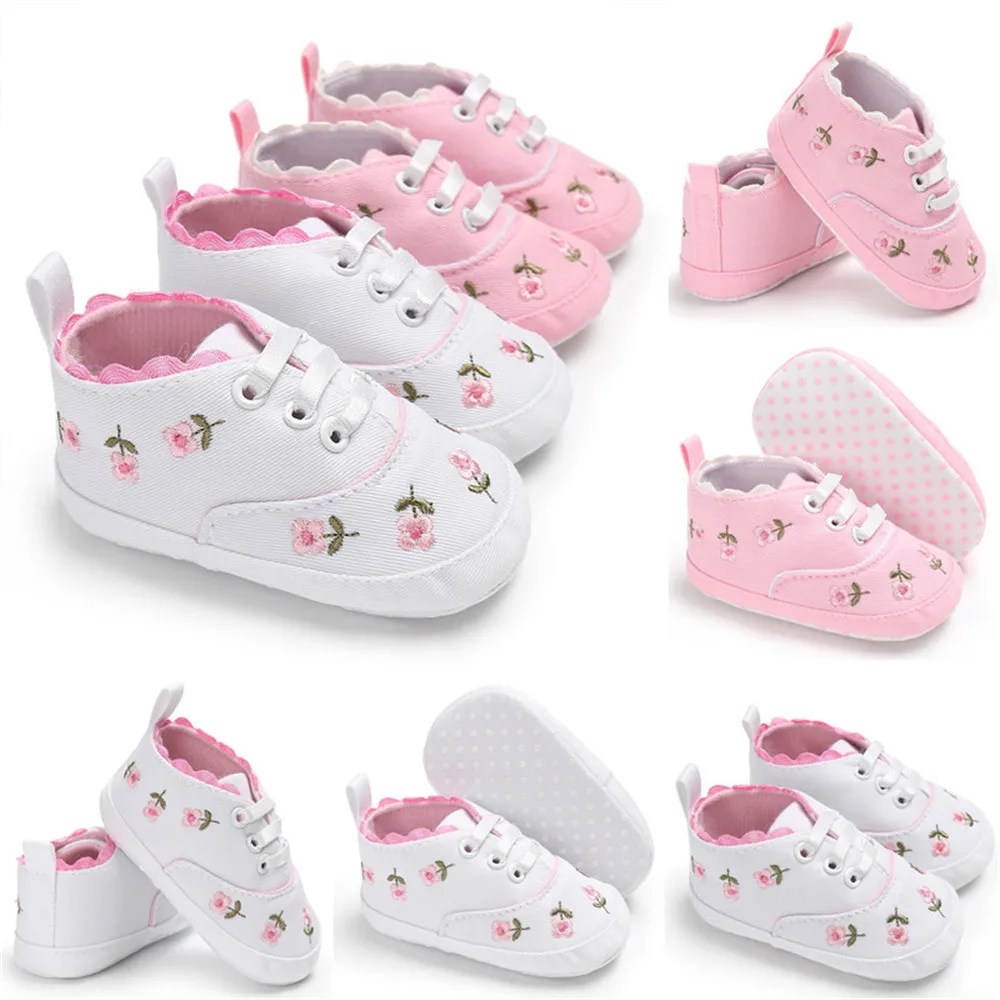 Детские пинетки для девочек, мягкая обувь для малышей с цветочным рисунком, летние кроссовки принцессы, повседневная обувь, размеры от 0 до 18 месяцев