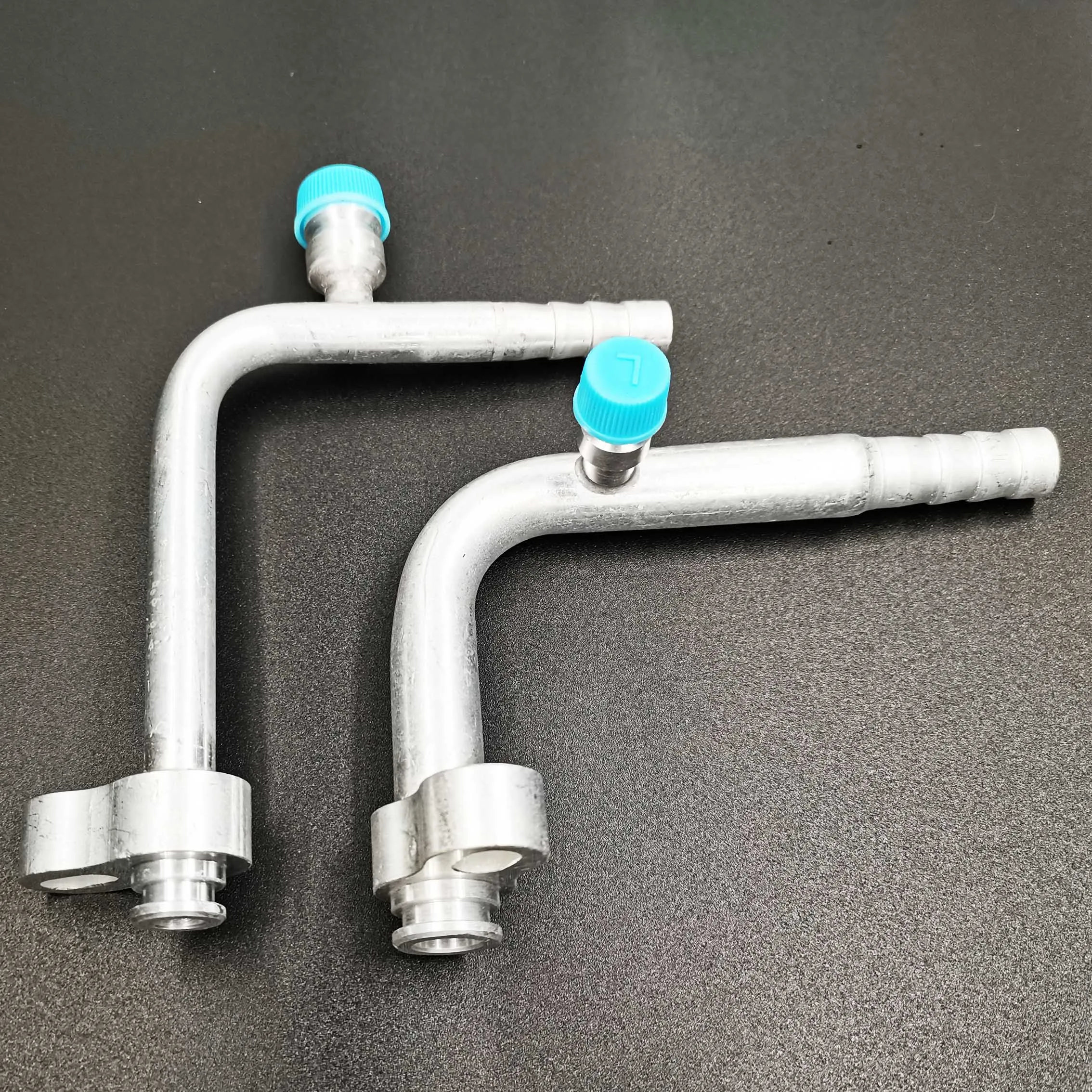 Auto Air Conditioning Pipe Fittings Daewoo Excavators AC Compressors Pipes Hoses Aluminum Joints R134a Refrigerant Valves