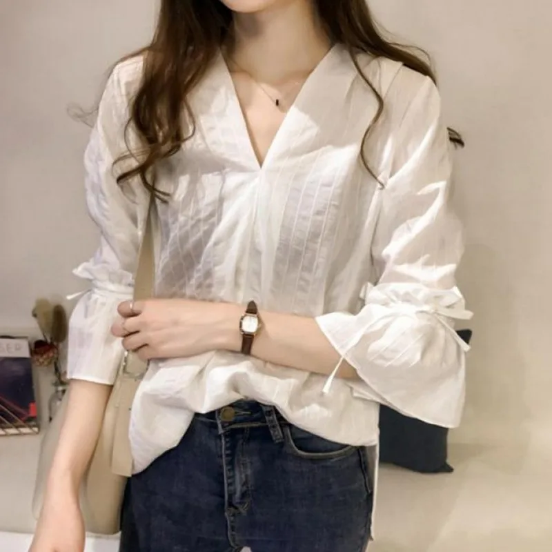Sexy V Neck Female Summer Loose Striped Flare Sleeve T Shirt Korean Style Women Tshirt  Rk