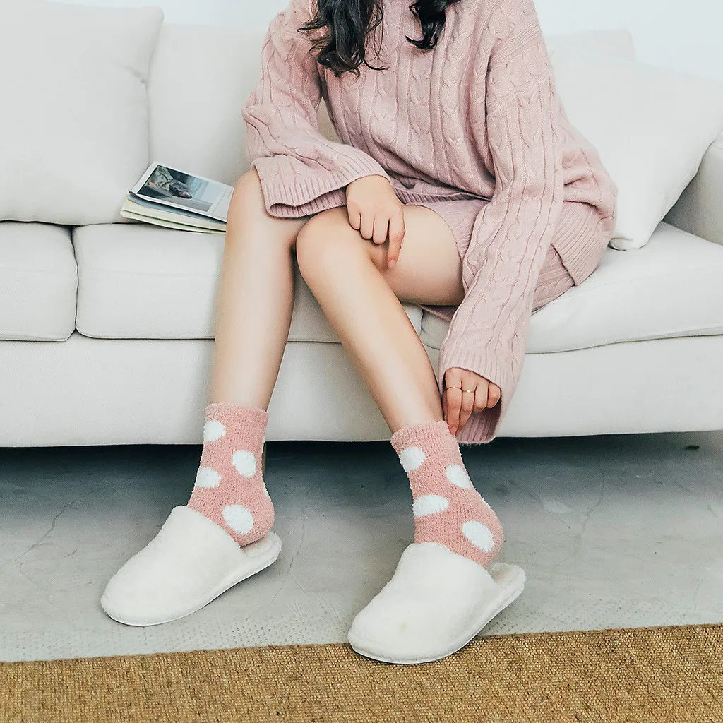 Носки для сна с волнистыми точками мягкие домашние носки-тапочки для женщин и девочек Теплые флисовые Носки для женщин Chaussette Femme Hiver