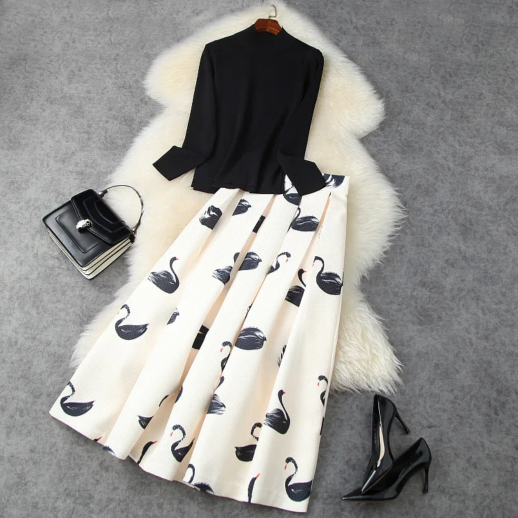 

European and American women's wear 2020 winter new style Long-sleeved knit sweater pleated goose print skirt Fashion suits