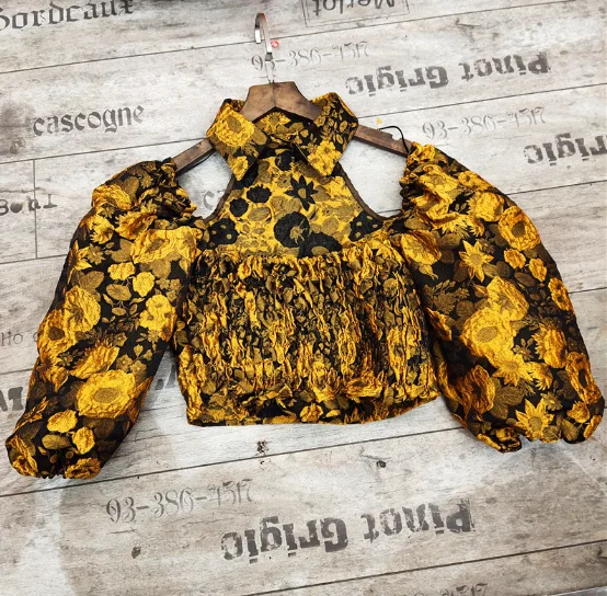 

NANCYLIM Sexy Blouse Woman 2020 Crop Top Puff Sleeve Pleated Jacquard Off Shoulder Design Painting Printed Short Shirt Blusa
