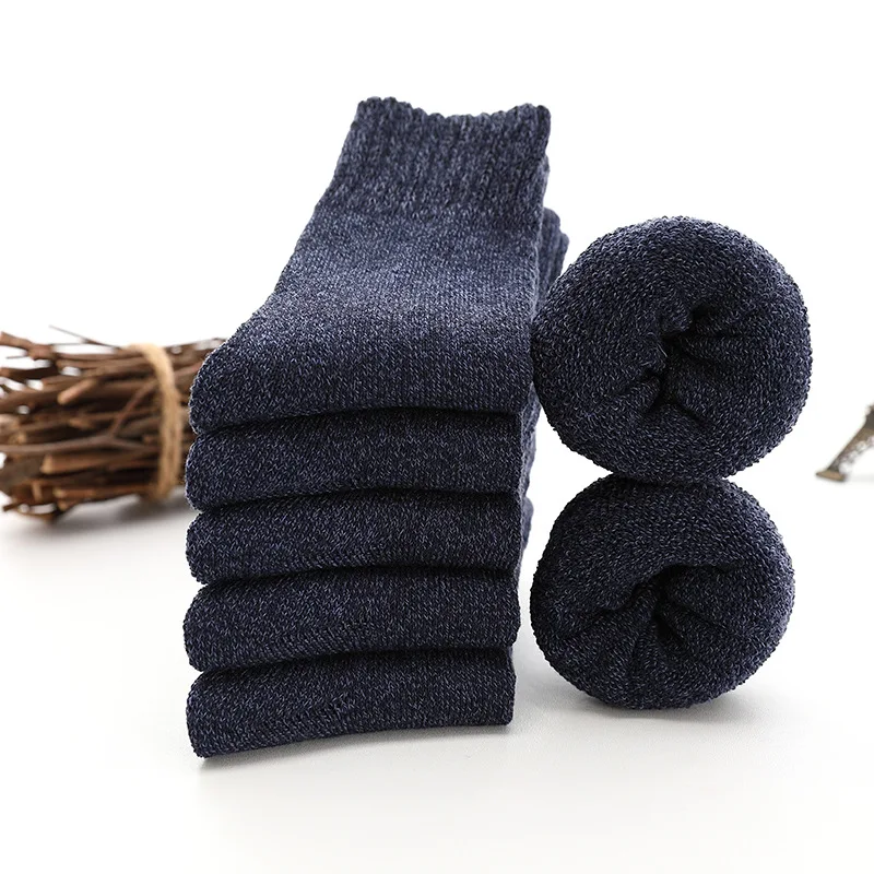 FIONTO/японские корейские теплые высокие носки для девочек-школьниц свободные однотонные носки с имитацией кроличьей шерсти длинные носки женские Харадзюку - Цвет: blue men
