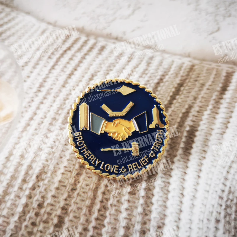 Masonic Lapel Pins Freemasonry Badge Mason Freemason BLM16 size 3.2cm Handshake gift member badge gold plated for men's gift