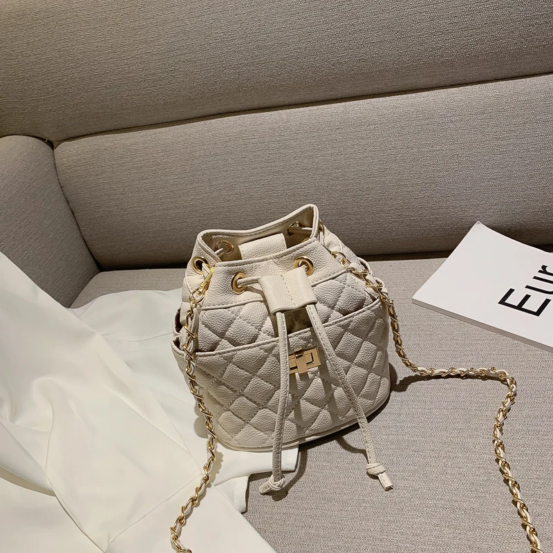 Элегантная женская клетчатая сумка-мешок Новая высококачественная женская дизайнерская сумка из искусственной кожи с цепочкой на плечо - Цвет: Белый