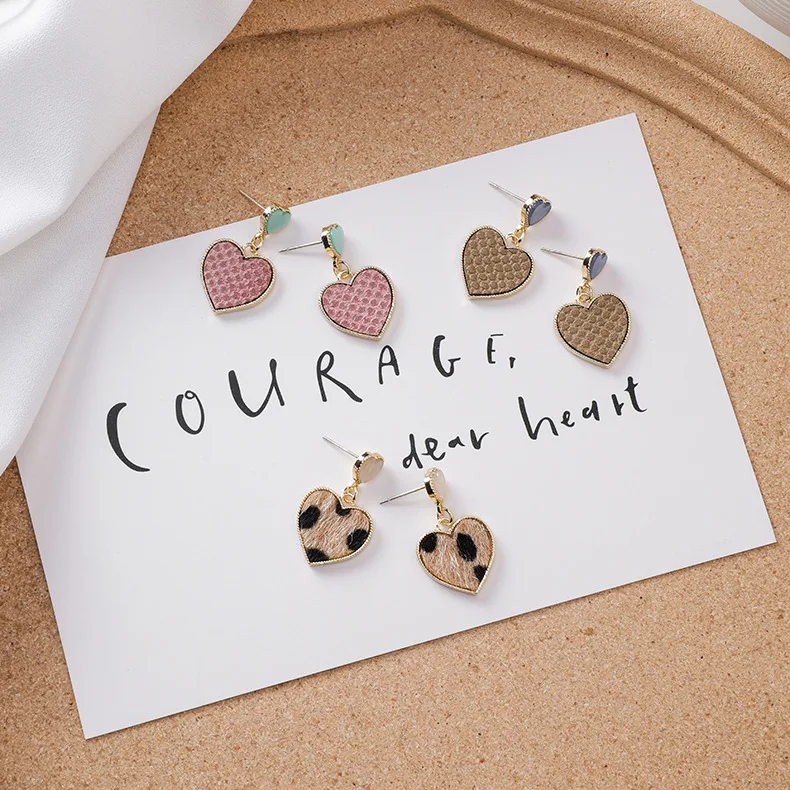 12325734392_1401670587