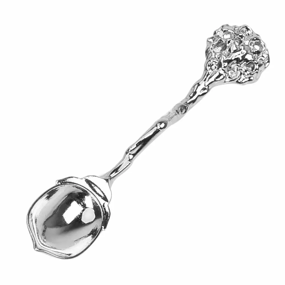 Royal Style Flatware Table Decoration Alloy Vintage Carved Small Coffee Spoon Dessert Spoon Creative - Цвет: Серебристый