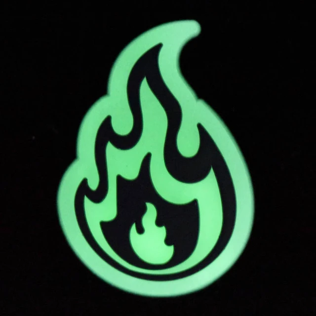 1pcs Glow in The Dark Croc Shoe Charms PVC Noctilucence Accessories Decoration Bad Bunny for Clogs JIBZ Button Charm Kids Gifts p2473