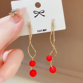 

10 pair Red pearl tassel earrings long contorted drop wooden Earrings for women exquisite gifts boucle d’oreille femme 2020