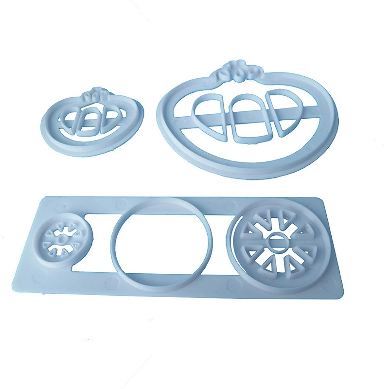 3Pcs Princess And Carriage Cookie Cutting Mold Pumpkin Shape Biscuit Mold Baking Cutter Fondant Party Mould Cake Decorating Tool1