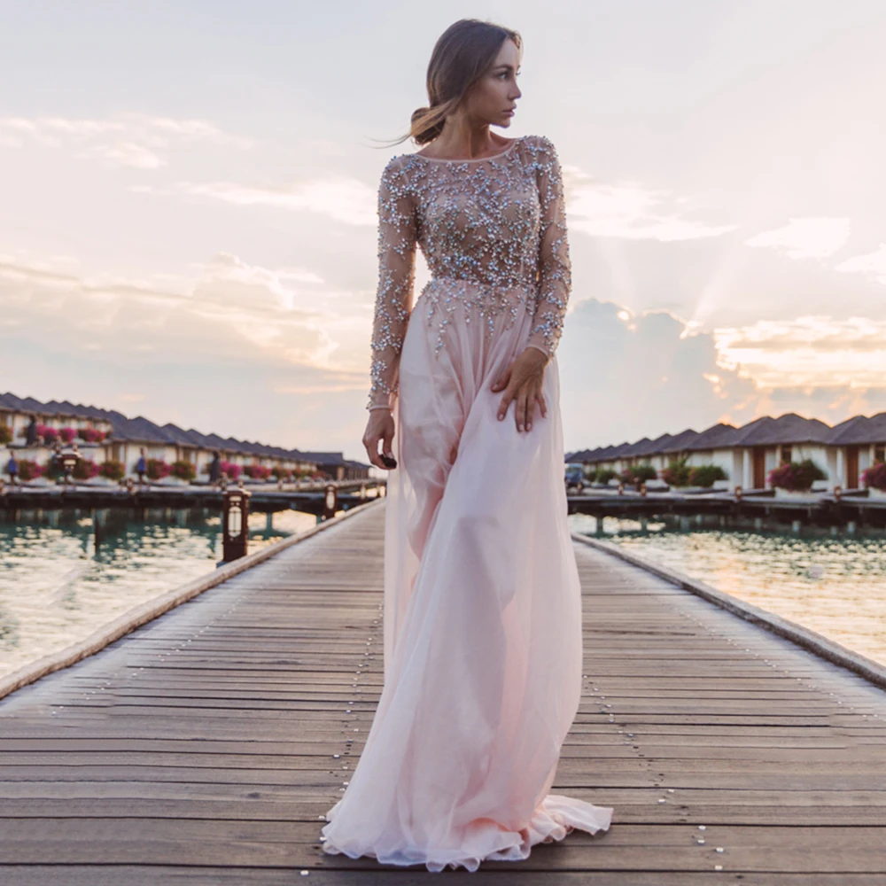 

Eightree Romantic Pink Prom Dress 2020 Sexy Long Sleeves Chiffon A Line Formal Prom Party Gown Crystal Beaded Robe de Soiree