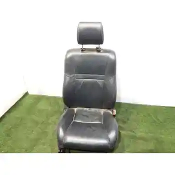 

10563B084AR SEAT FRONT RIGHT TOYOTA HILUX (KUN)