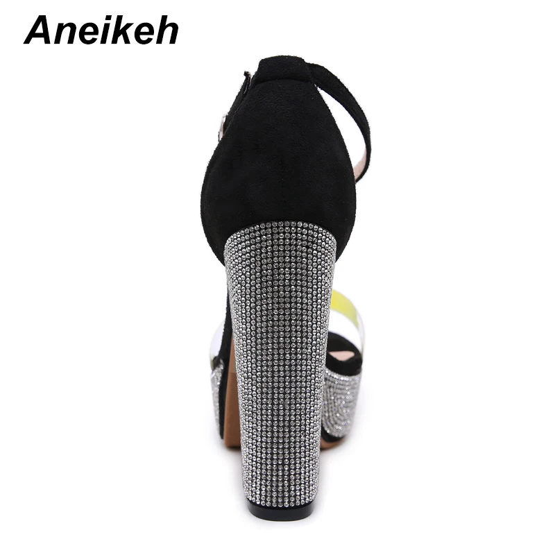 Aneikeh/женские босоножки из ПВХ; обувь на платформе и Высоком толстом каблуке; стразы; ремешок с пряжкой на щиколотке; модельные женские туфли с открытым носком; модные туфли-лодочки