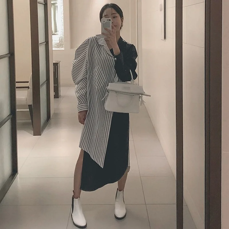 

[EWQ] 2019 Summer New Fashion Temperament Women Loose Plus Casual Long Section Irregular Stitching Striped Shirt