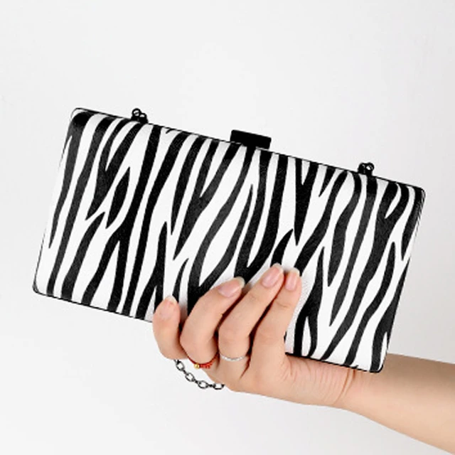 Zebra print purse hi-res stock photography and images - Alamy