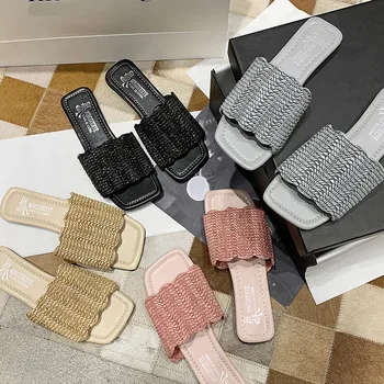 

Rubber Flip Flops Female Shoes Summer Clogs Woman Ladies' Slippers Rivet Luxury Slides Hawaiian 2020 Beach Soft Designer Flat