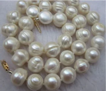 

8-9MMCHARMING SOUTH SEA BAROQUE 18 INCH WHITE PEARL NECKLACE