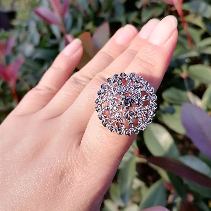 Finger Ring Ajojewel Retro Rhinestones Ring Women Flower Vintage Female Jewelry