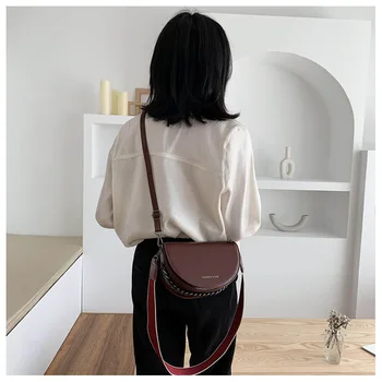 

Women's Bag 2020 Spring and Summer New Elegant All-match Shoulder/Crossbody Bag Retro Wide Shoulder Strap Semicircle Saddle Bag