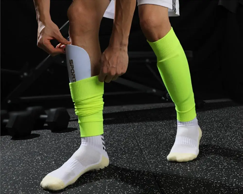 Calcetines de verano antideslizantes transpirables para hombre, calcetín de algodón y cuero, espinilleras de fútbol