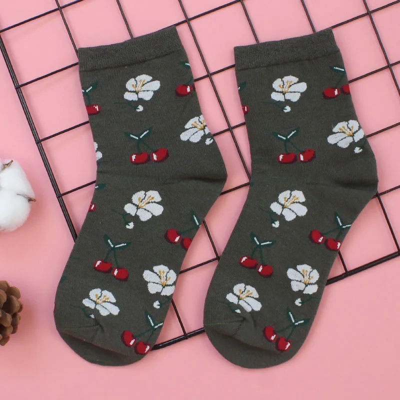 Новинка; 3 пары носков с фруктовым узором; милые теплые дышащие эластичные носки для женщин; сезон осень-зима; FIF66