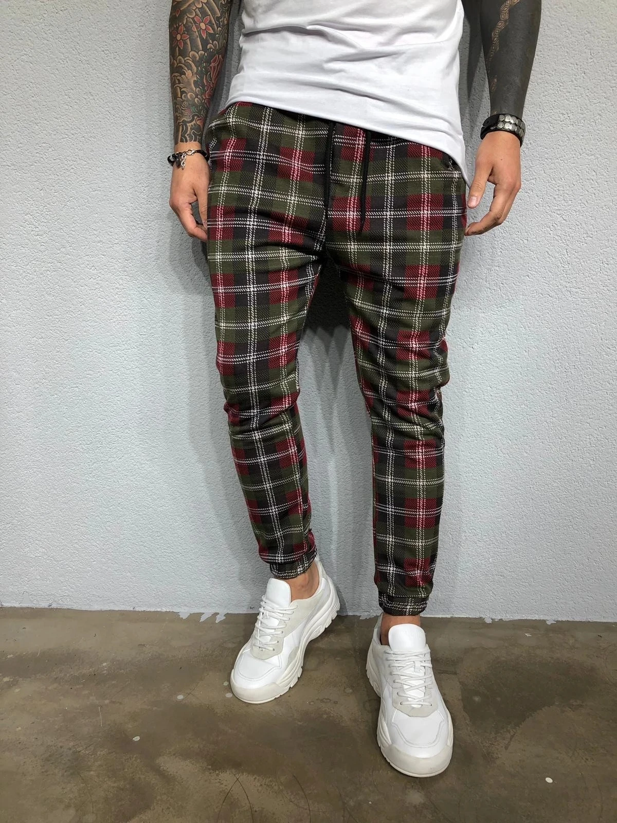 Check Jogger Pants - Red