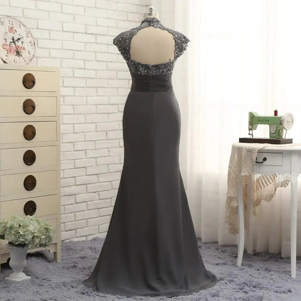 

Designer Gray Mother Of The Bride Dresses Chiffon And Lace High Neck Cap Sleeve Mermaid Maid Of Honor Groom Evening Gowns