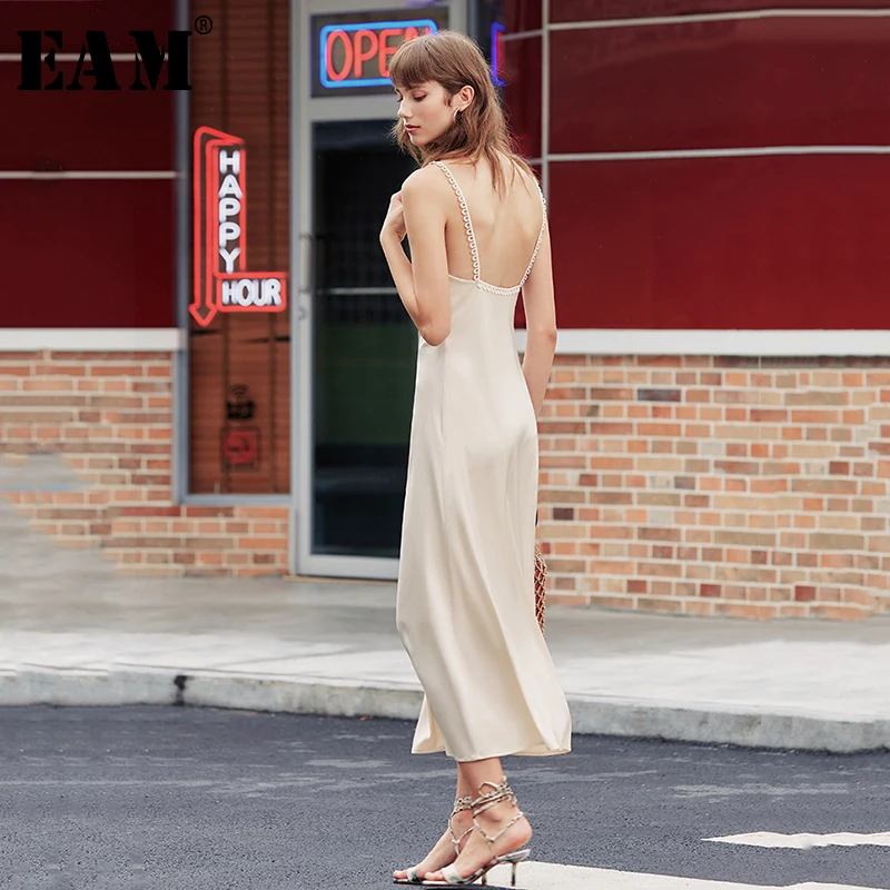 

[EAM] Women Backless Lace Spliced Long Sling Dress New V-Neck Sleeveless Loose Fit Fashion Tide Spring Autumn 2019 1B130
