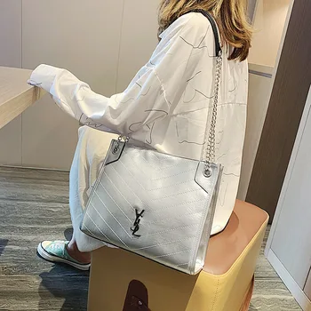 

2019 New Women's Bags European and American Fashion Handbags Commuter Tote Large Capacity Shoulder Bags Women Bags