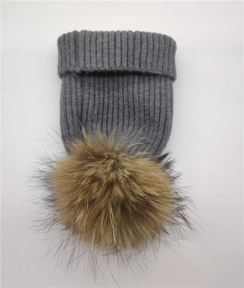 Новинка, Детские повседневные шерстяные шапки, зимние женские повседневные теплые шапки, вязаная шапка с натуральным мехом и помпоном Skullies - Цвет: gray