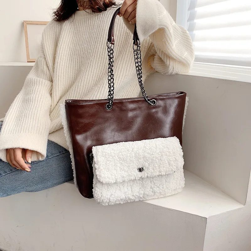 

-Split 2019 Autumn Lambs Wool Edge Decoration Toth Shoulder Bag Soft Surface Chain Shoulder Portable Bucket Bag Women's