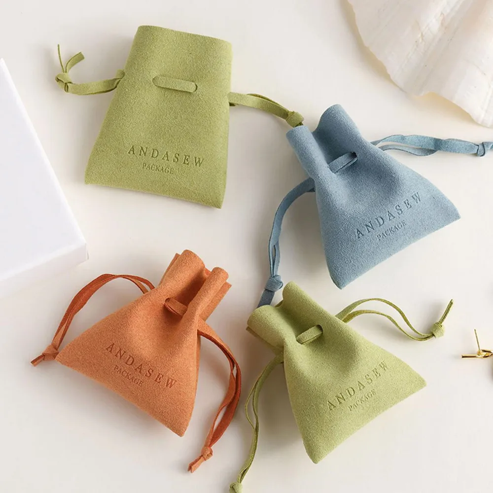 50pcs Customize Logo Microfiber Jewelry Organizer Suede Drawstring Bag Business Brand Embossed Packaging Chic Small Pouches