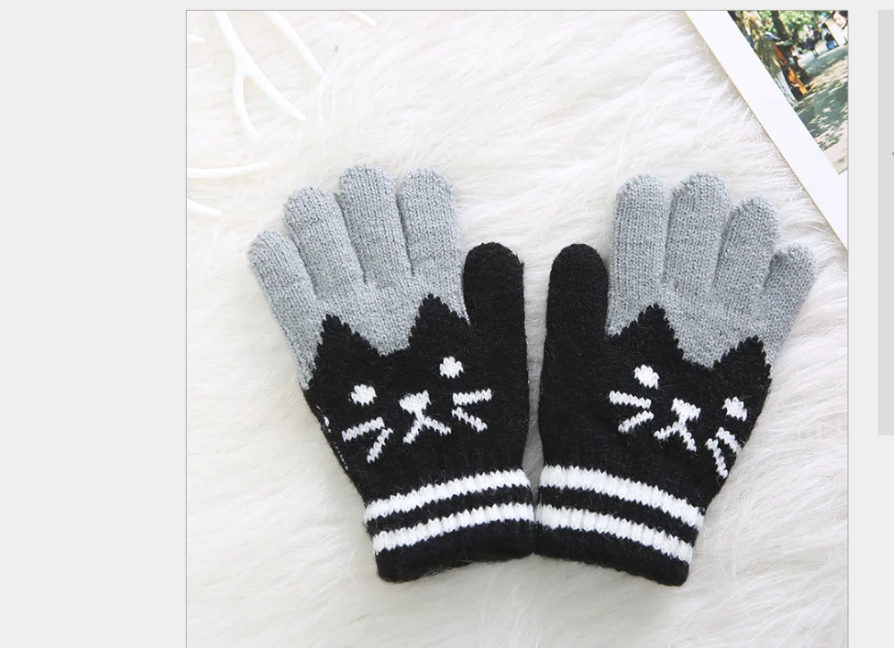 4-8Y New Child Kids Baby Girls Boys Winter Knitted Gloves Cartoon Warm Mittens Toddlers Outdoor Cartoon Cats Cute Gloves - Цвет: Черный