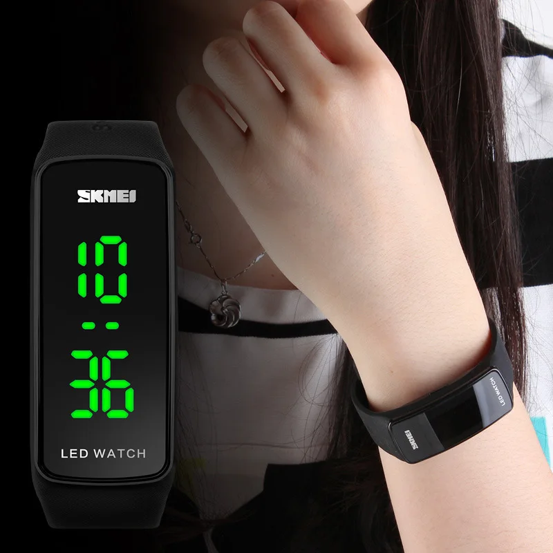 

TurnFinge Trend Couple Electronic Watch Multifunctional Sports Outdoor Timing LED Fashion Luxury Texture Simple Student Gift