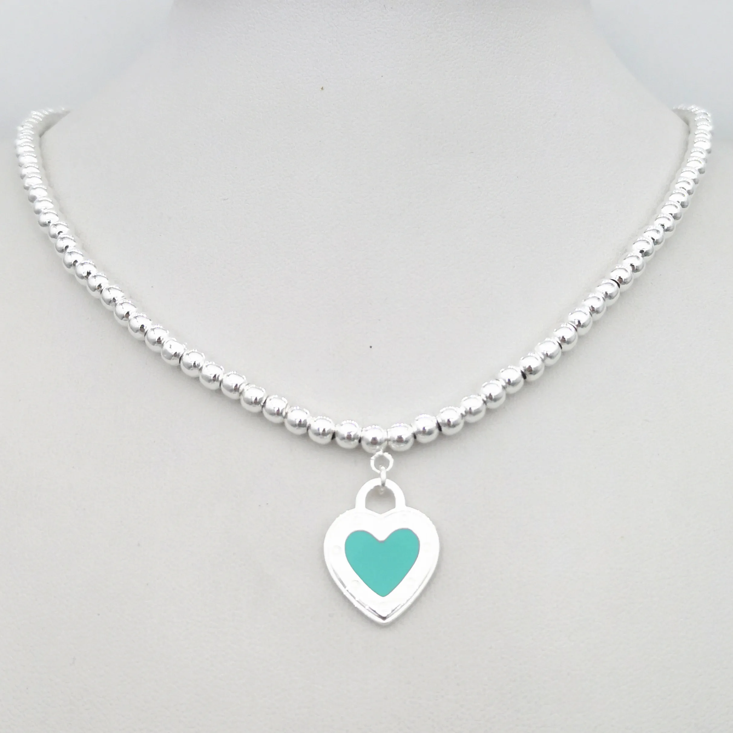 

Mrs Sterling silver heart-shaped green pink red porcelain enamel 4 mm round pearl beaded necklace pendant jewelry