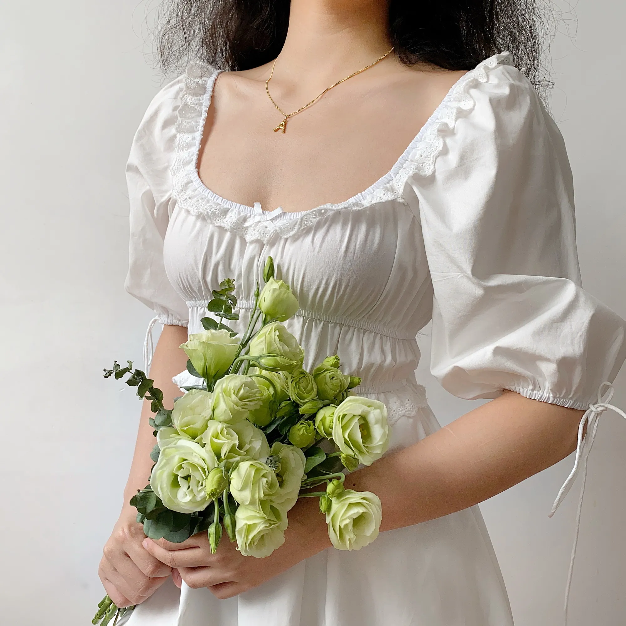 

French Retro Palace Lace White Lantern Sleeve Dress