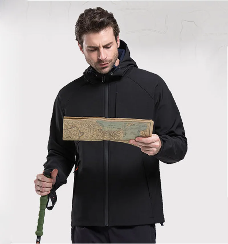

Wholesale 2018 New Style Outdoor Soft Cover Fleece Men And Women Waterproof Warm Raincoat Jacket Single Customizable Logo