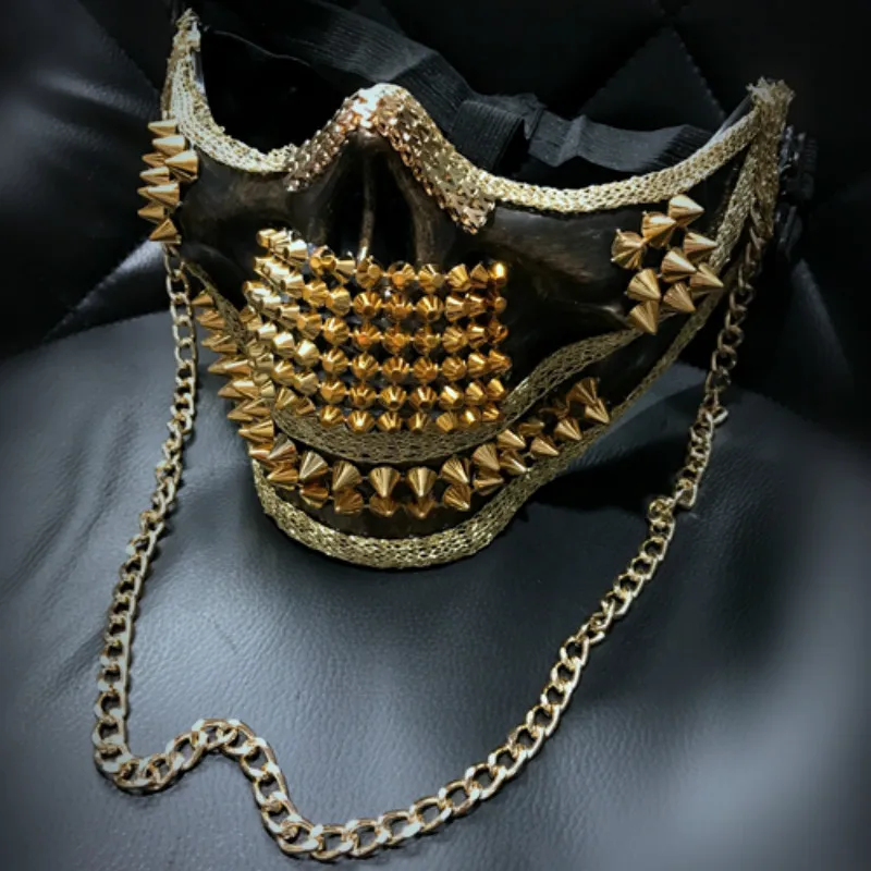 

H3318 Men Rivet Face Mask Halloween Christmas Masquerade Masks Male Club Graduation Party Nightclubs Show Anonymous Accessories