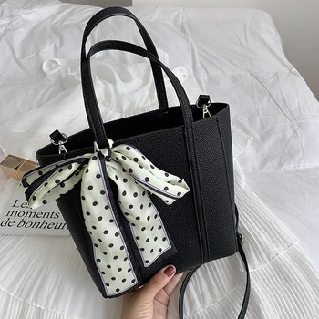 

Summer new popular mobile small bag female 2019 new fashion Messenger bag wild scarf single shoulder bucket bag