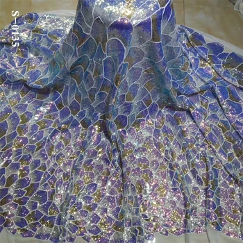 

African Velvet Lace Fabric 2019 High Quality French Velvet WIth Sequins Fabric Embroiderd Nigerian Lace Fabrics For Wedding