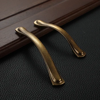 AOBT Retro Cabinet Handle Yellow Bronze Handle For Kitchen Door Cupboard Drawers Antique Handles Dresser Handles Furniture Pulls