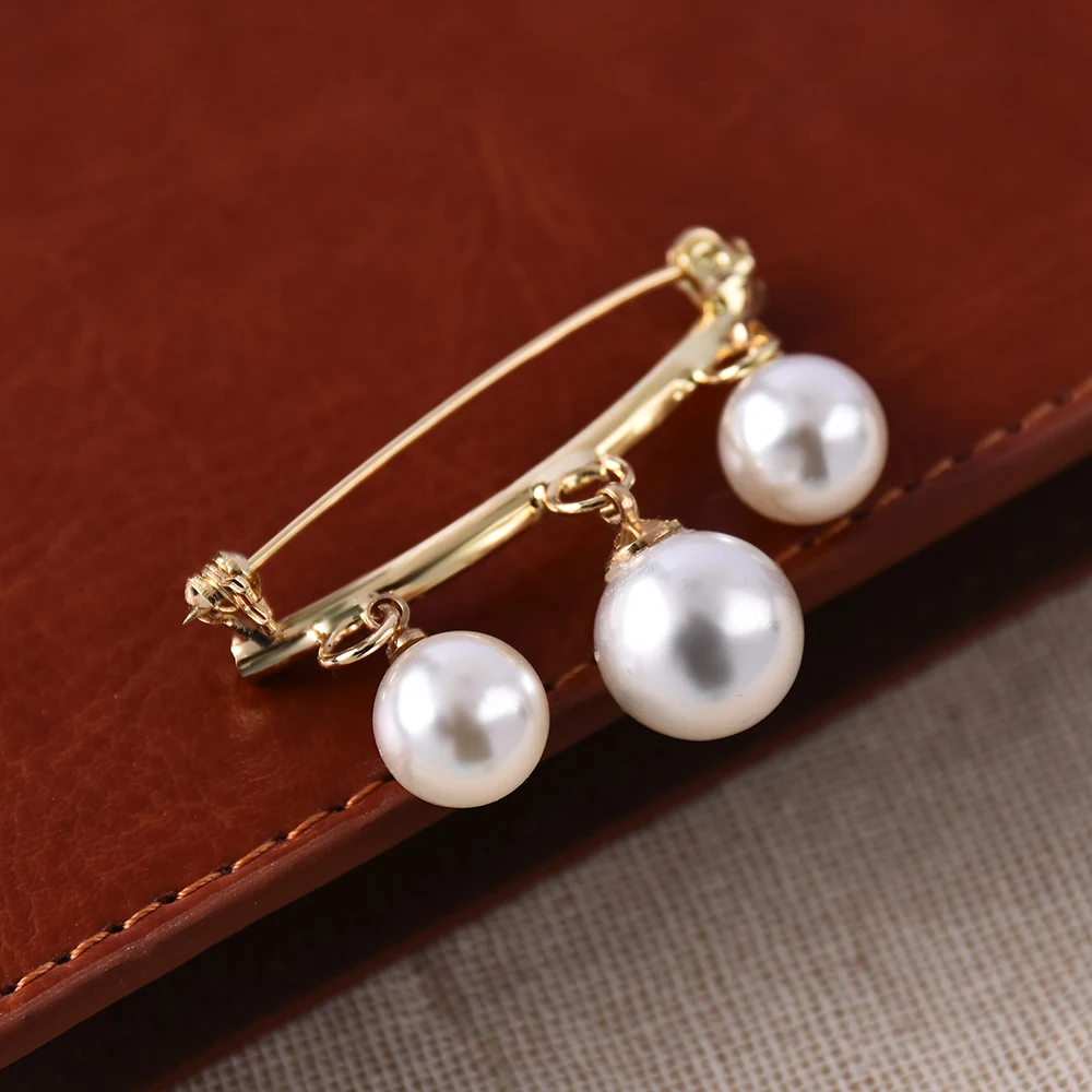 Moda perła pasek mocujący zawieszka agrafka broszka rozpinany sweter łańcuszek z klamerką broszki biżuteria