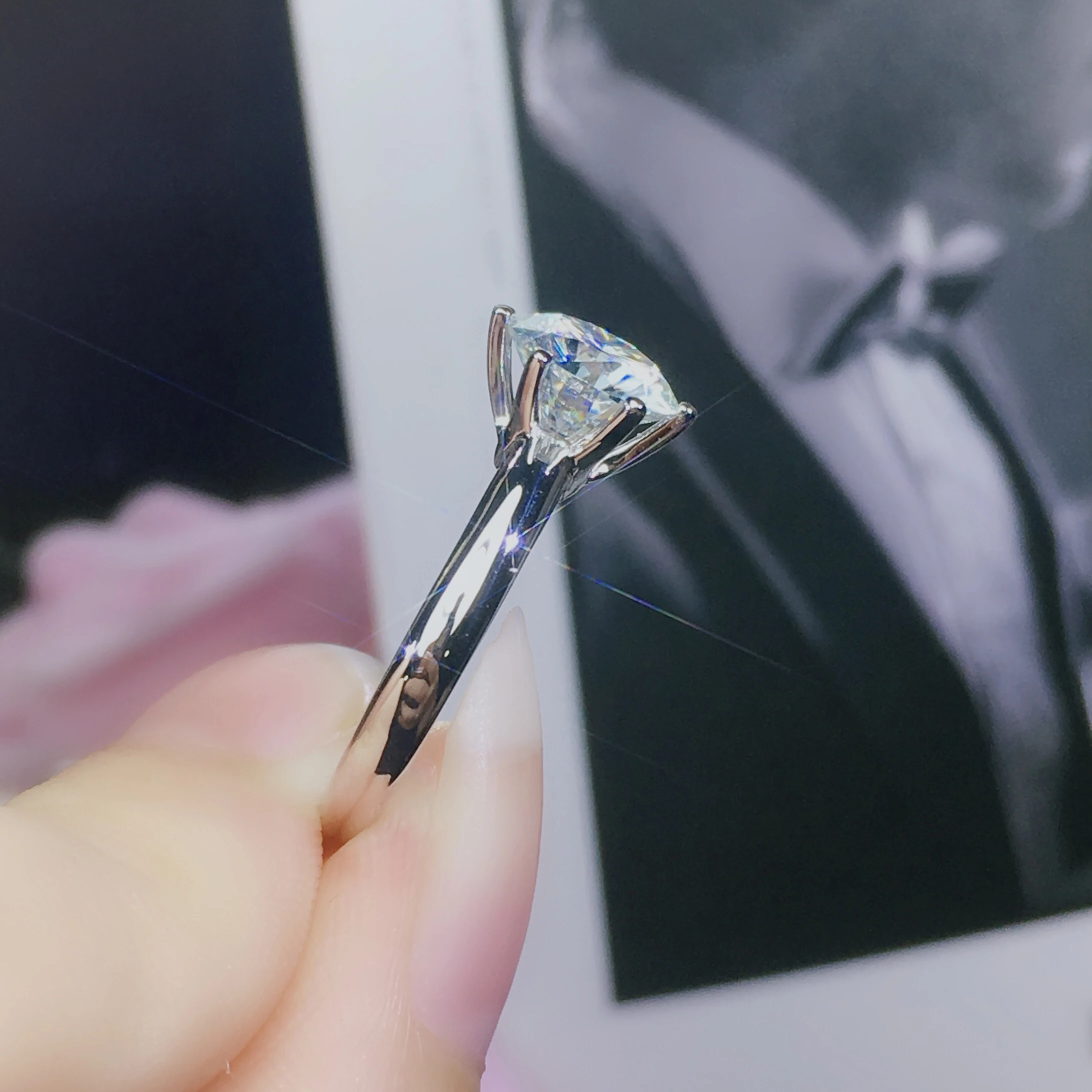 Классическое серебряное кольцо Moissanite 1 карат IJ ювелирное изделие