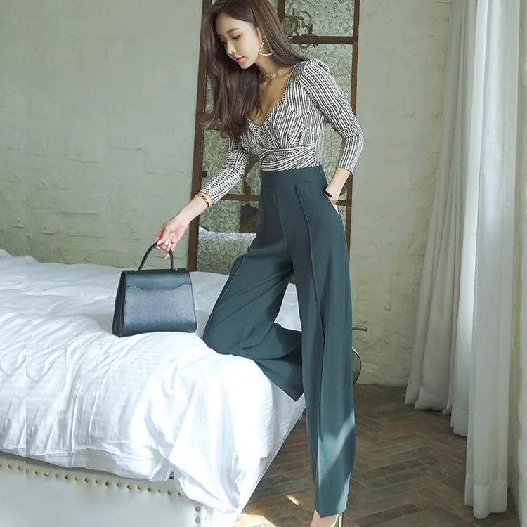

2018 New Style Debutante Elegant Fashion V-neck Printed Base Tops + Waist Hugging Loose Pants Trousers Set