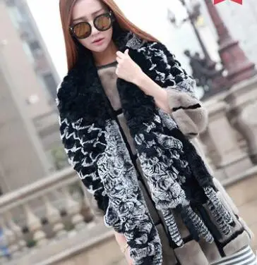 

Elegant Ladies Causal Wear Ponchos and Capes Vintage Stylish Warm Thick Poncho Shawls and Wraps New Arrival Natural Fur Shawls