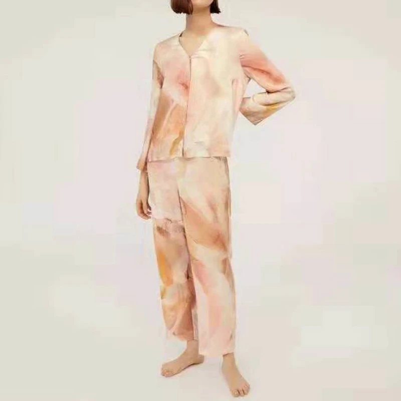 

New Women Satin Pajamas Spring and Summer Pink Printed Long Sleeve Sleepwear Pink V-Neck Viscose Plus Size Pyjamas Home Clothes