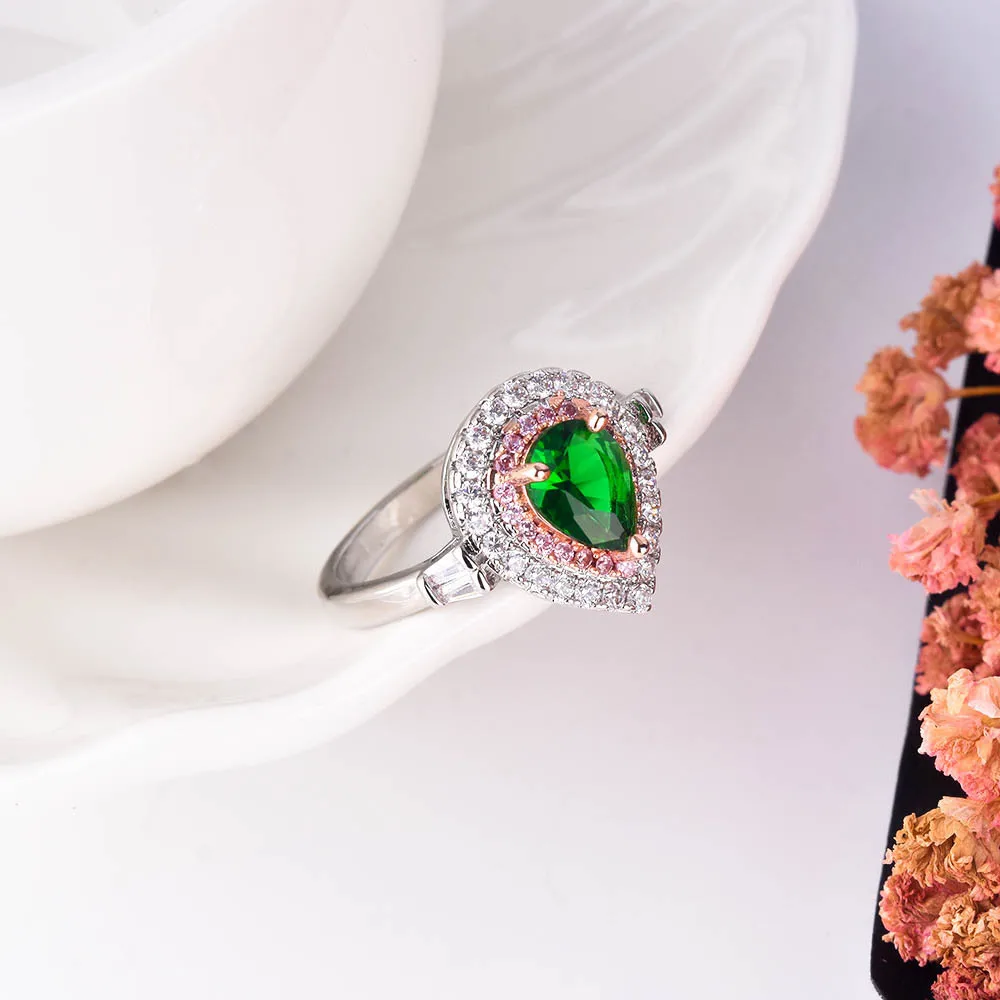 

Simple Emerald Water Drop Engagement Ring for Women with Micro Pave Cute Pear Shaped Female Ring Band Jewelry Ring Gift