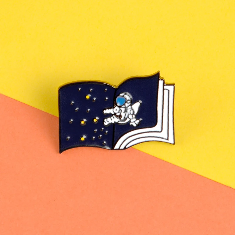 Пространство книга pin исследовать Космос астронавт эмаль на булавке брошь в виде обучения Вселенной отворот прищепки мешочек для украшений коллектор подарок