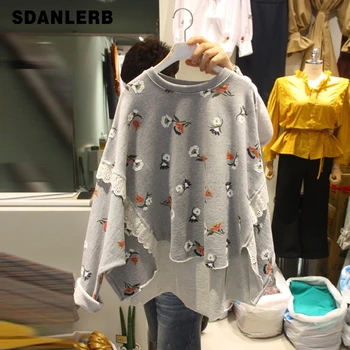 

Korean Style Hoodie Girls Oversized Sweatshirt New Round-collar Bat Sleeve Lace Stitching Printing Shirt Women's Pull Coat